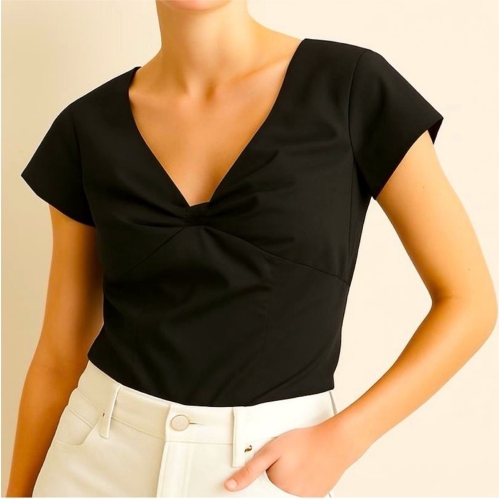 Madewell Twist-Front Seamed Top in Poplin in True Black NP028